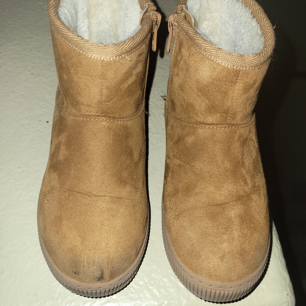 Cat & Jack Tan Kids Boots